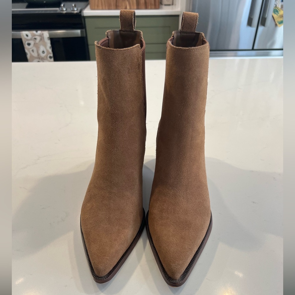 Dolce Vita Women’s Shadie H2O - like new; size 8.5